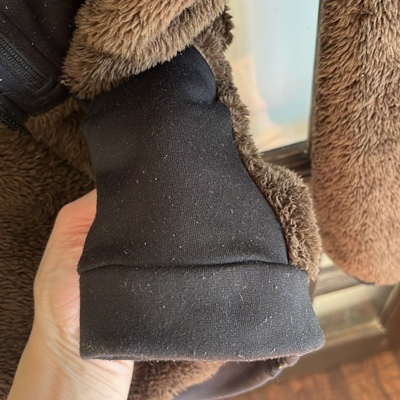 Old School Mountain Hardware Teddy Fleece - Picture 4 of 4